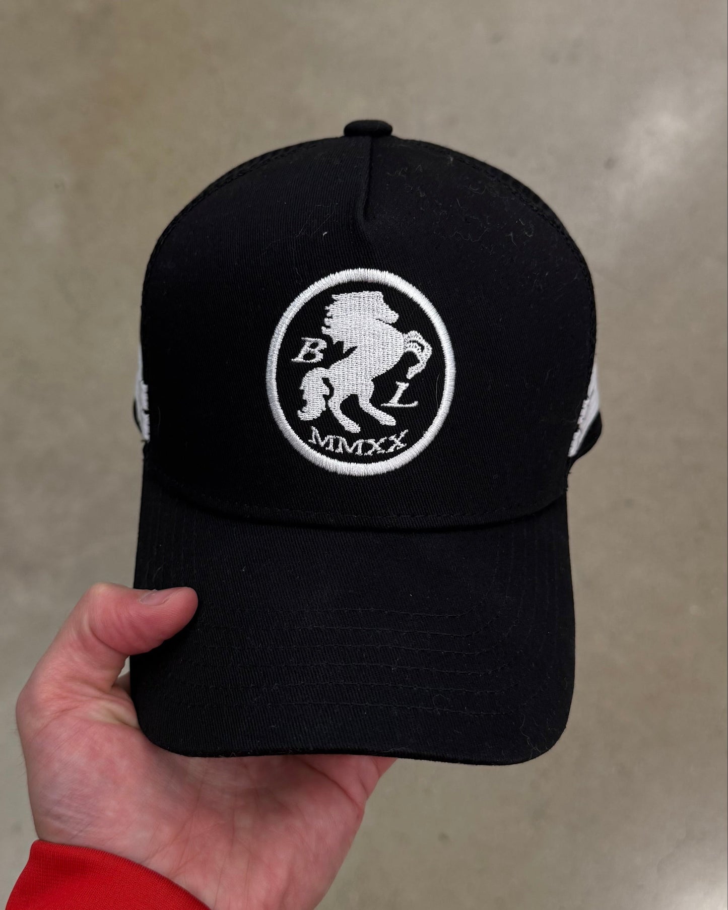 Stallion Series | Black